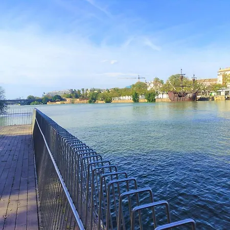 Apartament Vive Triana Sewilla Zewnętrze zdjęcie